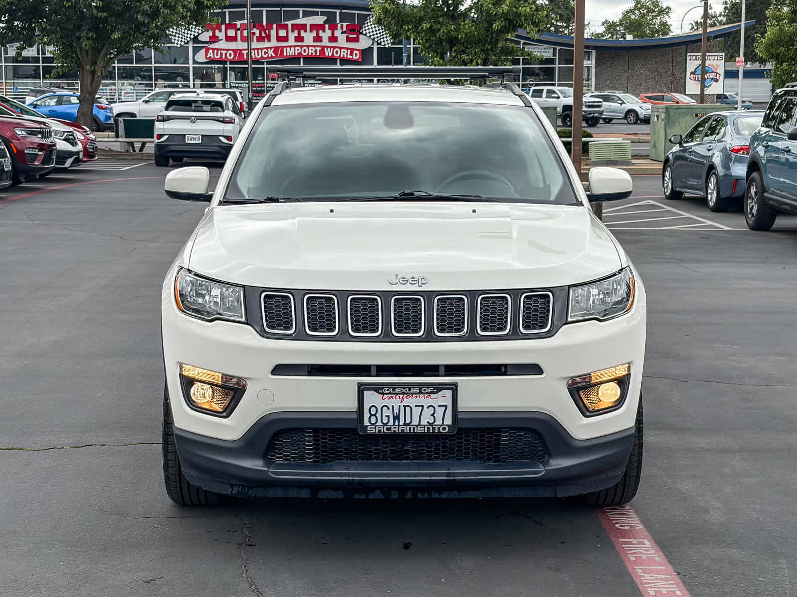 Used 2018 Jeep Compass Latitude AWD/4WD image 6