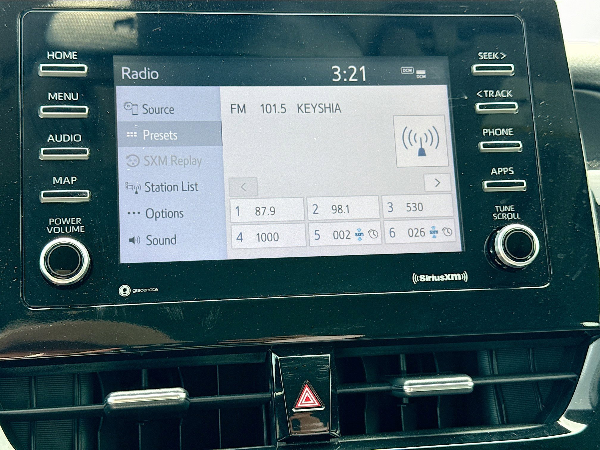 Used 2024 Toyota Camry LE w/ Convenience Package FWD image 30
