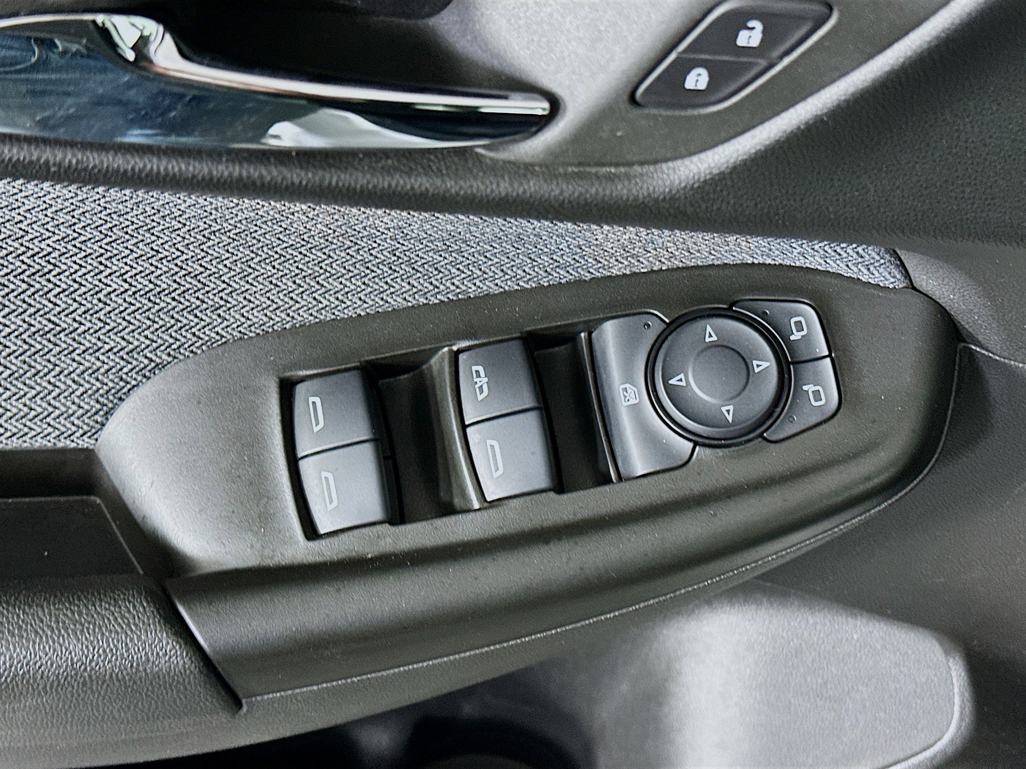 Used 2024 Chevrolet TrailBlazer LT FWD image 15