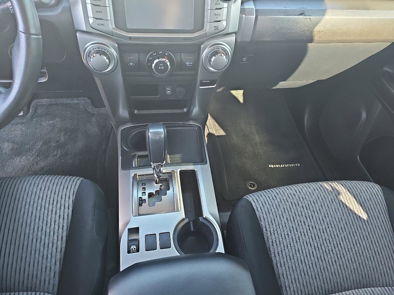 Used 2014 Toyota 4Runner SR5 RWD image 12