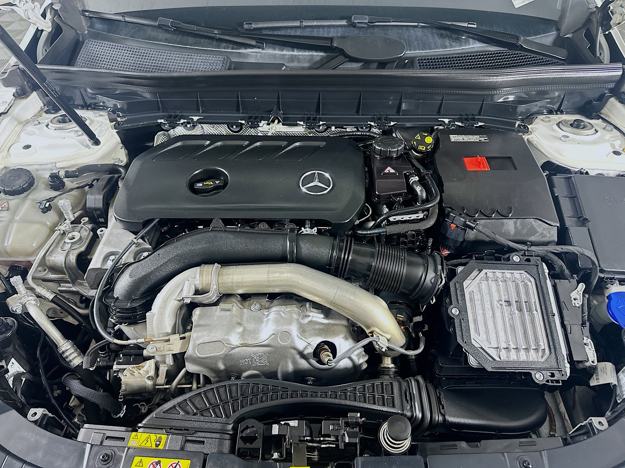 Used 2024 Mercedes-Benz GLB 250 image 36