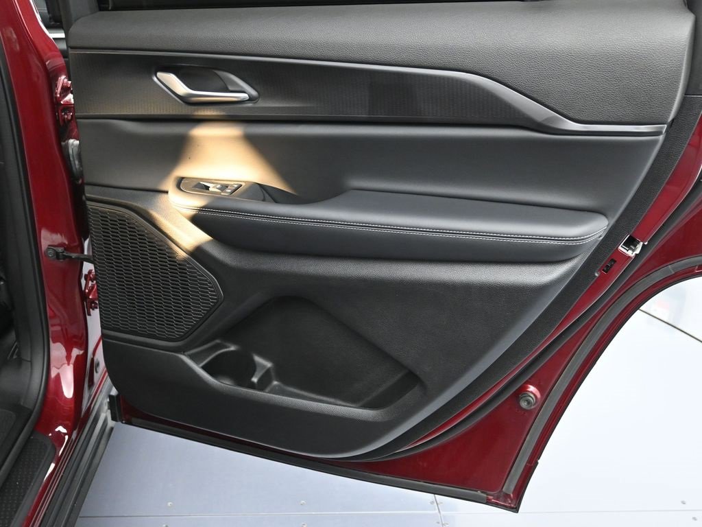 Used 2024 Jeep Grand Cherokee L Altitude image 37