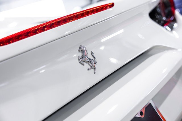 Used 2018 Ferrari 488 Spider RWD image 20