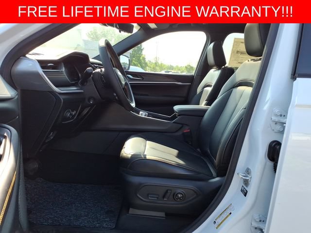 New 2026 Jeep Grand Cherokee L Limited AWD/4WD image 13