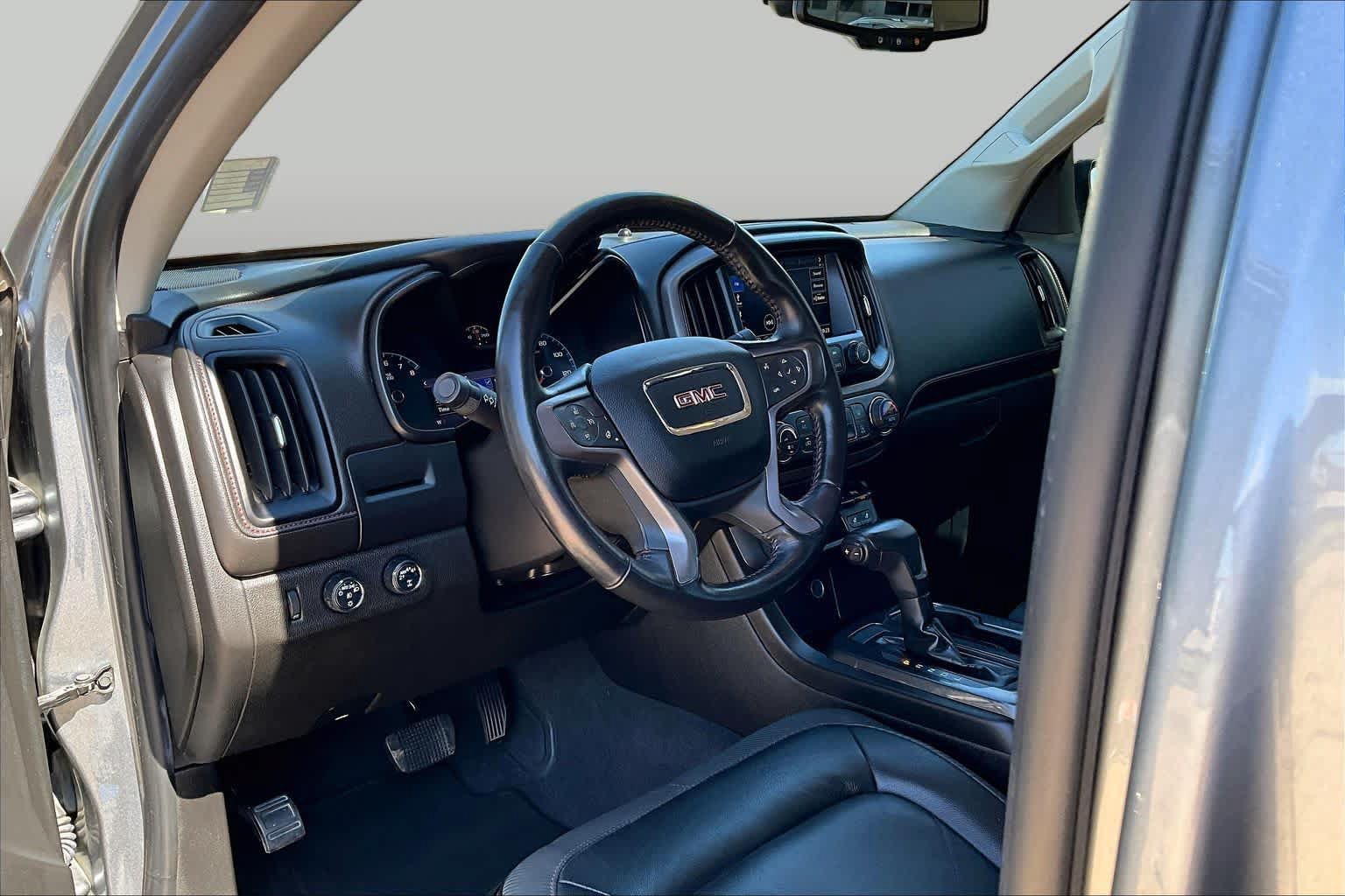Used 2019 GMC Canyon All Terrain w/ Trailering Package AWD/4WD image 16