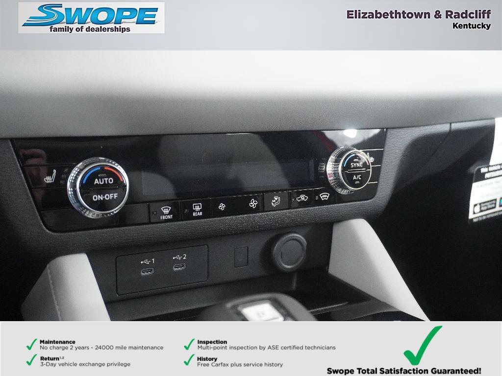 New 2025 Mitsubishi Outlander SE image 25