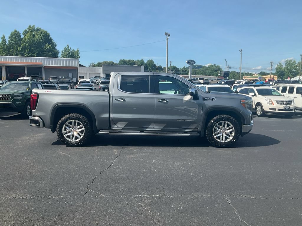 Used 2021 GMC Sierra 1500 SLT w/ SLT Convenience Package AWD/4WD image 4