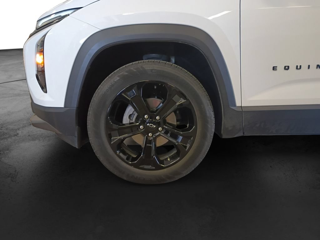 Used 2025 Chevrolet Equinox LT w/ Convenience Package II AWD/4WD image 12