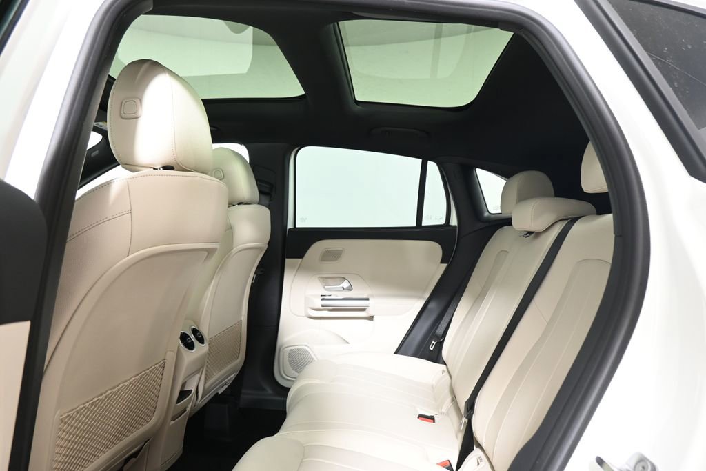 Certified 2026 Mercedes-Benz GLA 250 4MATIC image 27