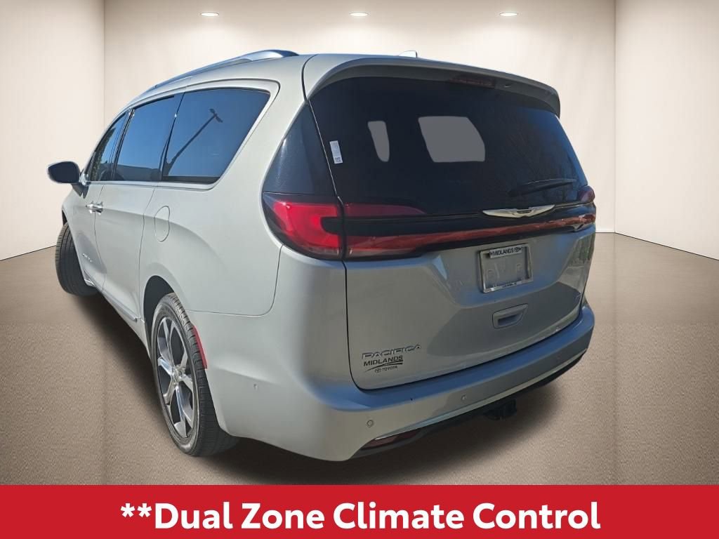 Used 2022 Chrysler Pacifica Pinnacle image 5
