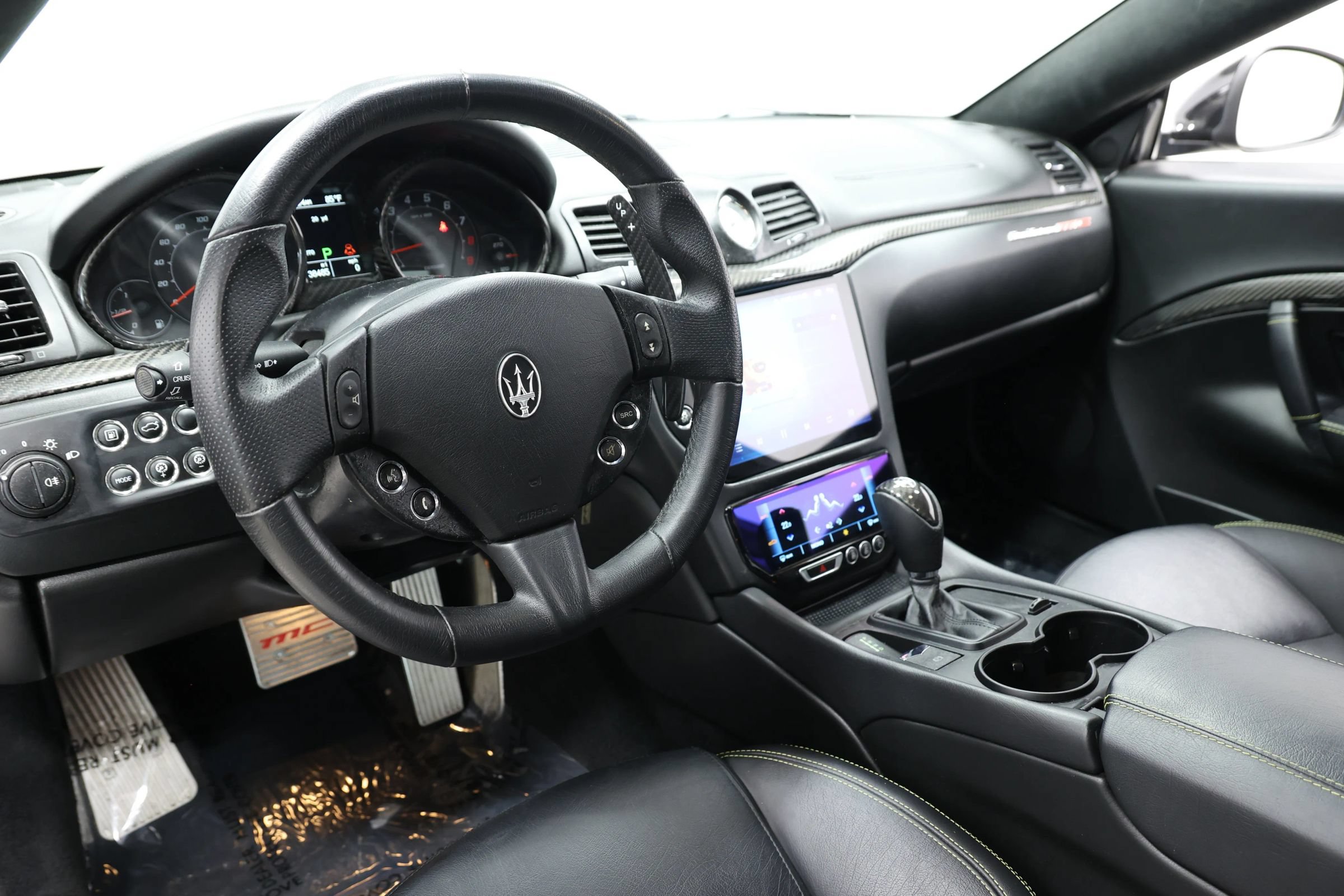Used 2016 Maserati GranTurismo Sport RWD image 20