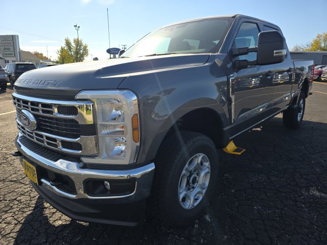 New 2027 Ford F250 XLT w/ Camper Package AWD/4WD image 3