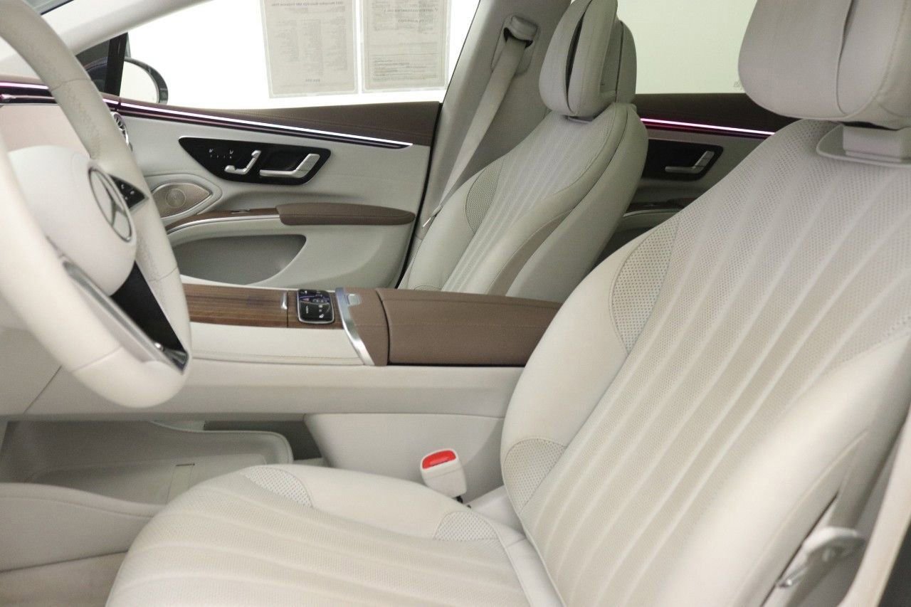 Certified 2023 Mercedes-Benz EQS 580 4MATIC Sedan image 33