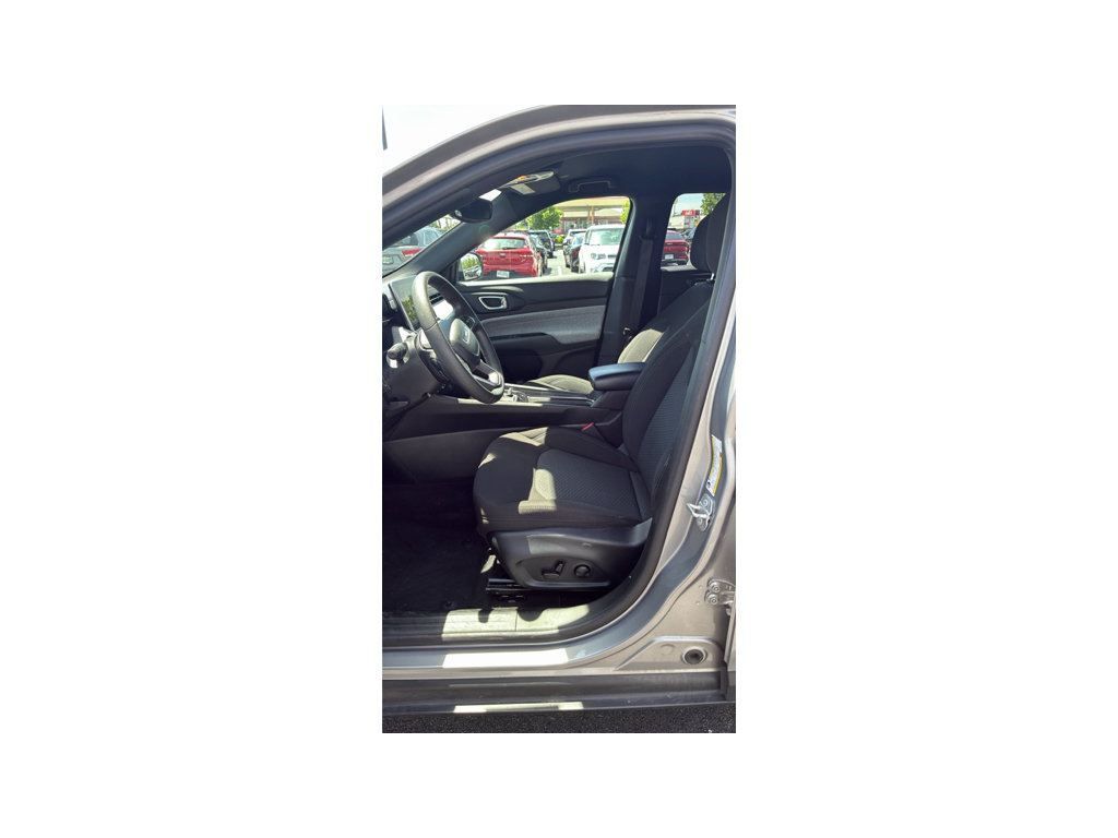 Used 2023 Jeep Compass Sport AWD/4WD image 11