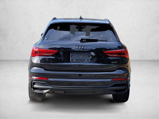 Certified 2025 Audi Q3 2.0T Premium w/ Black Optic Sport Package image 6