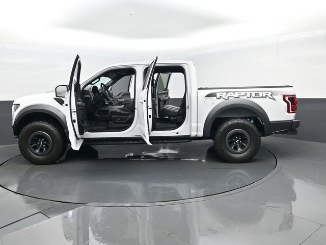 Used 2018 Ford F150 Raptor w/ Equipment Group 802A Luxury image 32