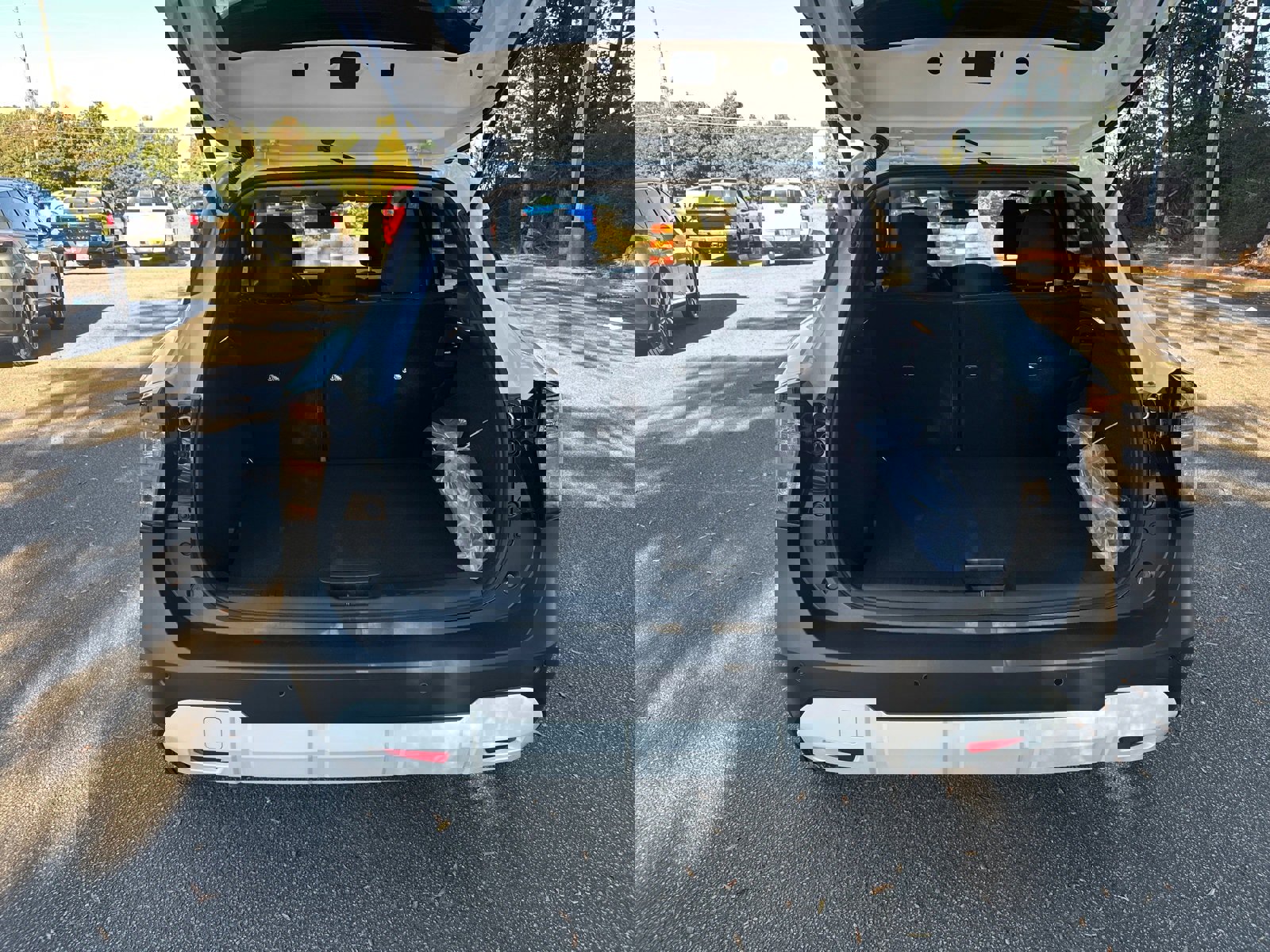 New 2026 Nissan Kicks SV image 18