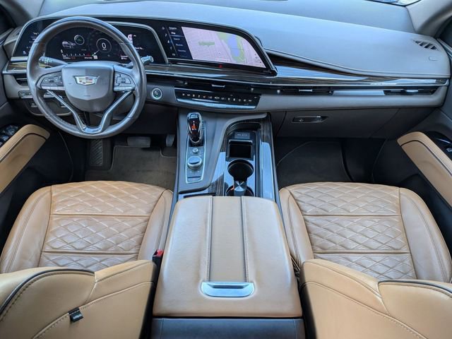 Used 2021 Cadillac Escalade Premium Luxury image 29