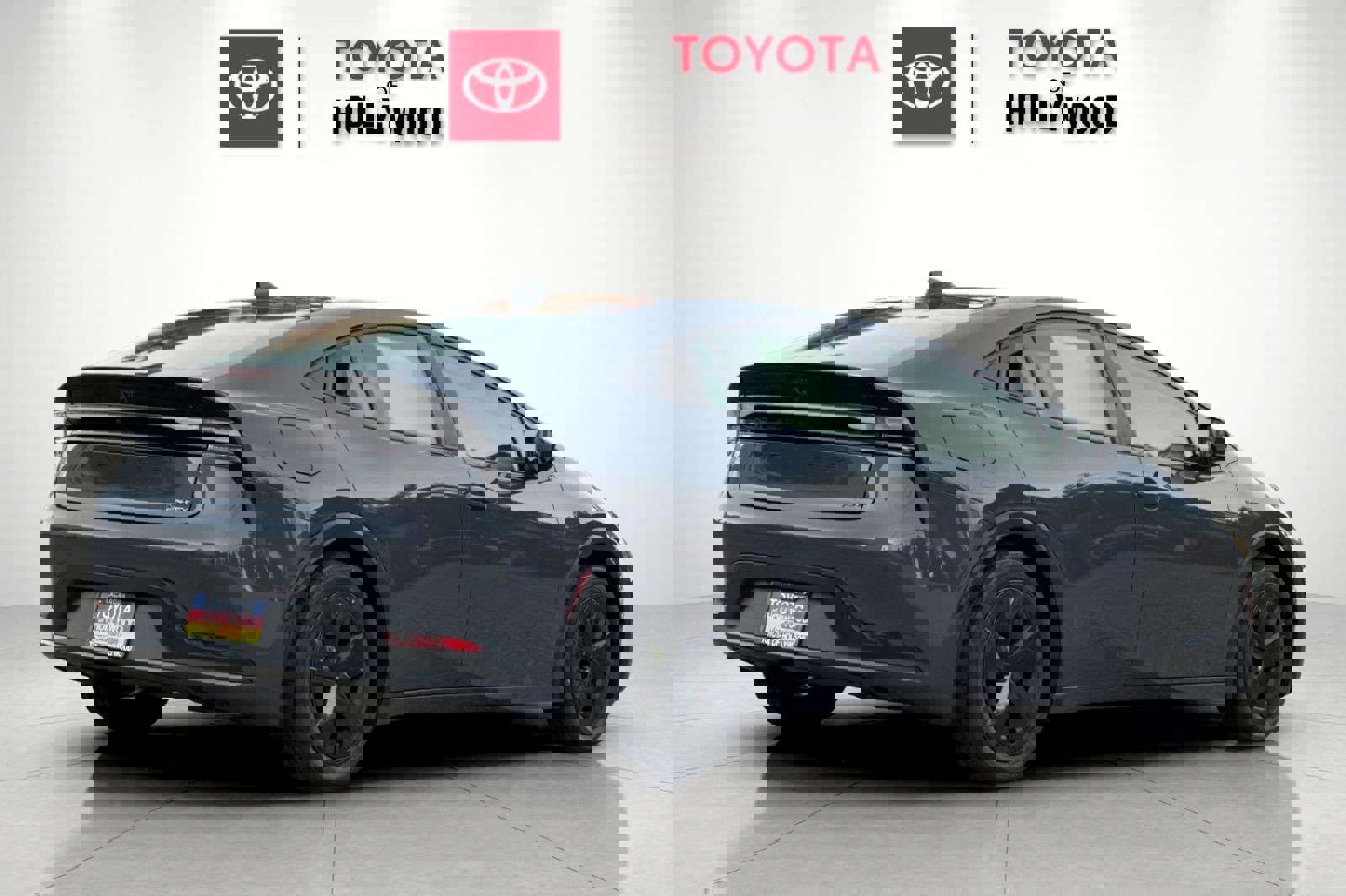 New 2026 Toyota Prius Plug-In Hybrid image 4