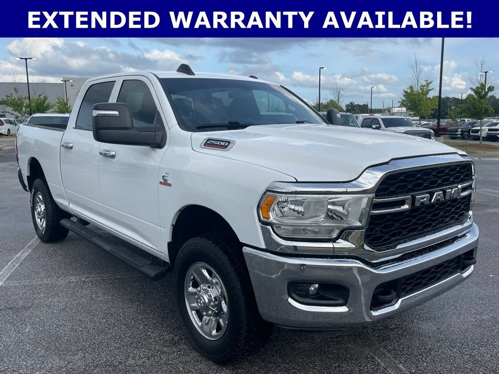 Used 2024 RAM 2500 Tradesman w/ Chrome Appearance Group AWD/4WD image 7