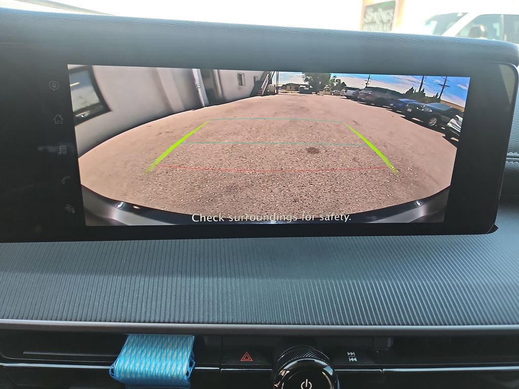 Used 2025 Nissan Murano SV AWD/4WD image 20