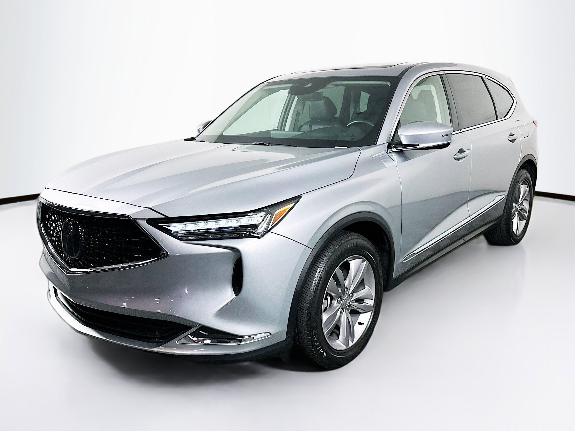 Used 2024 Acura MDX SH-AWD image 3