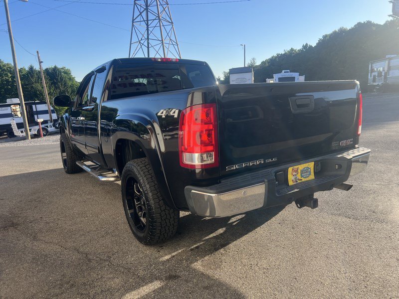 Used 2007 GMC Sierra 1500 SLE w/ Max Trailering Pack AWD/4WD image 4