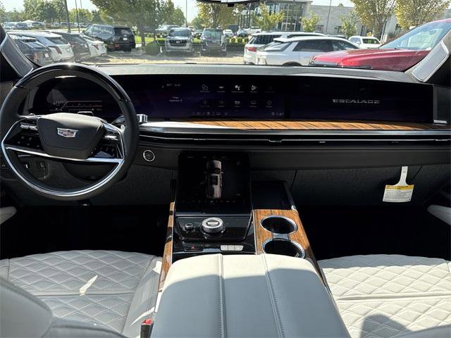 New 2025 Cadillac Escalade Sport Platinum w/ LPO, ONYX Package image 21