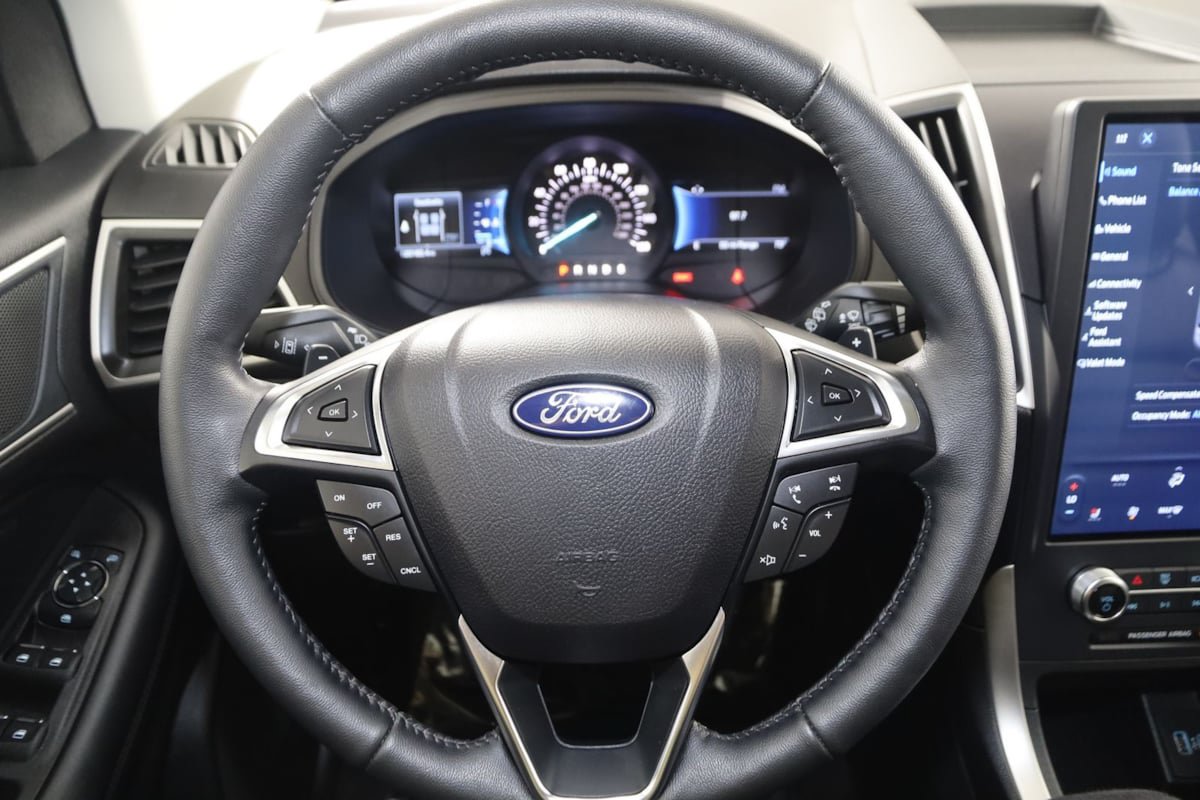 Used 2024 Ford Edge SEL w/ Convenience Package AWD/4WD image 33