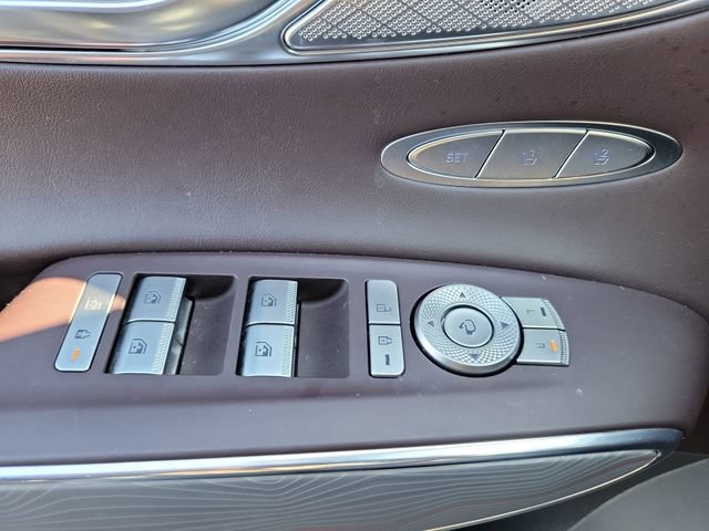 Used 2024 Genesis GV70 2.5T w/ Advanced Package AWD/4WD image 13