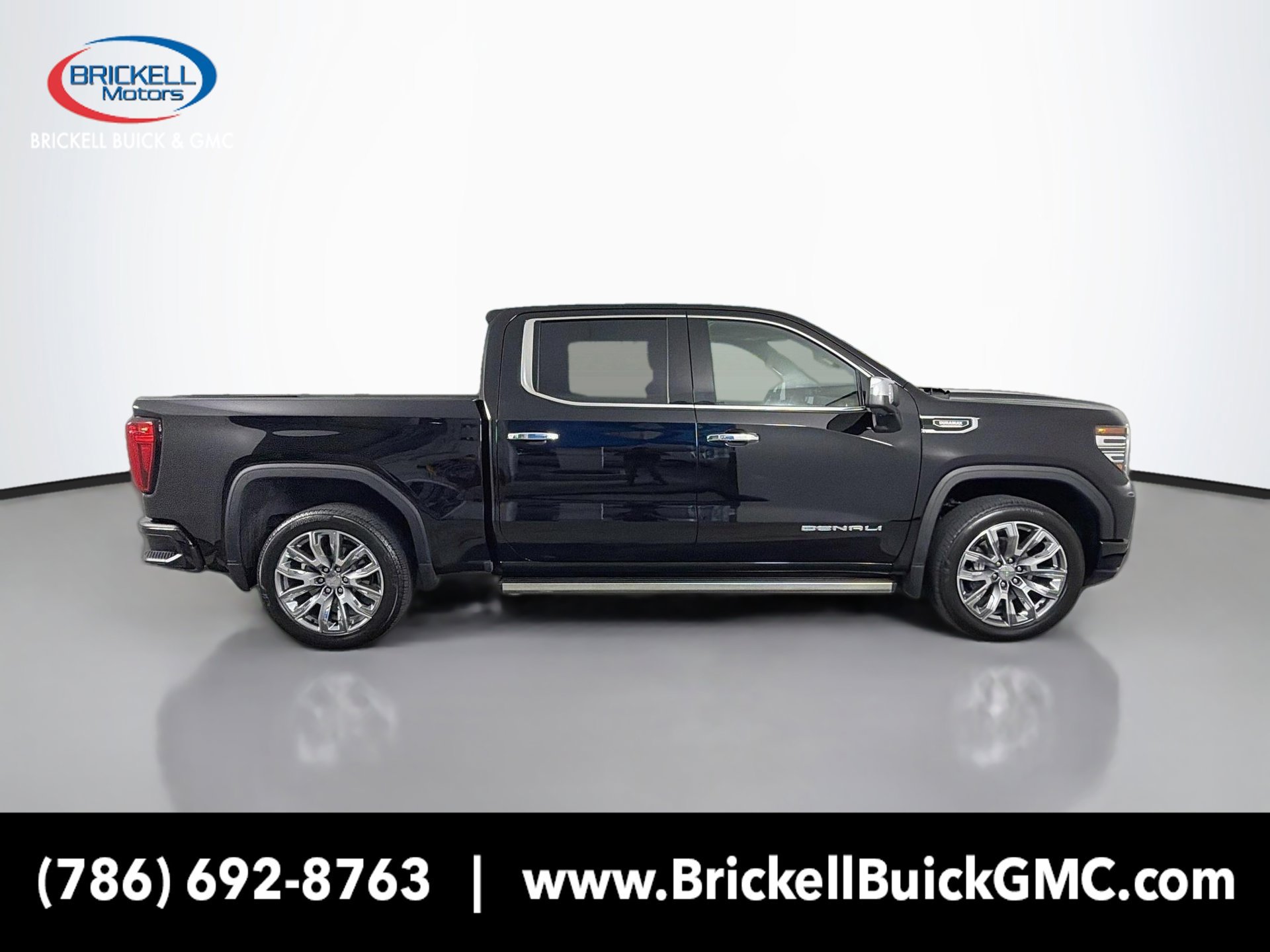 Used 2025 GMC Sierra 1500 Denali w/ Denali Reserve Package AWD/4WD image 7