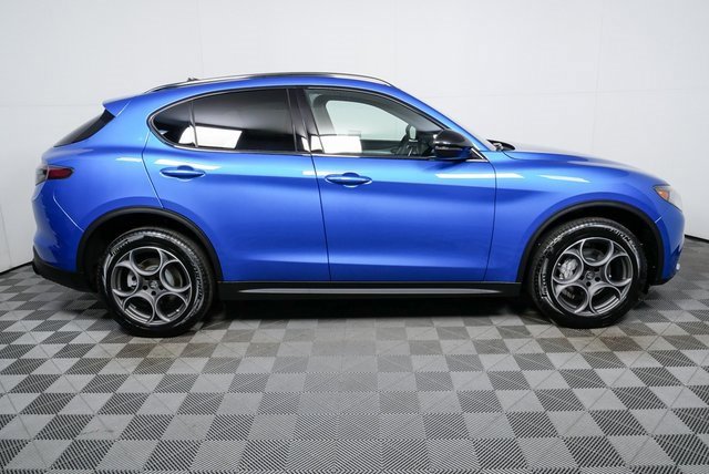 New 2025 Alfa Romeo Stelvio Sprint w/ Convenience Package image 27