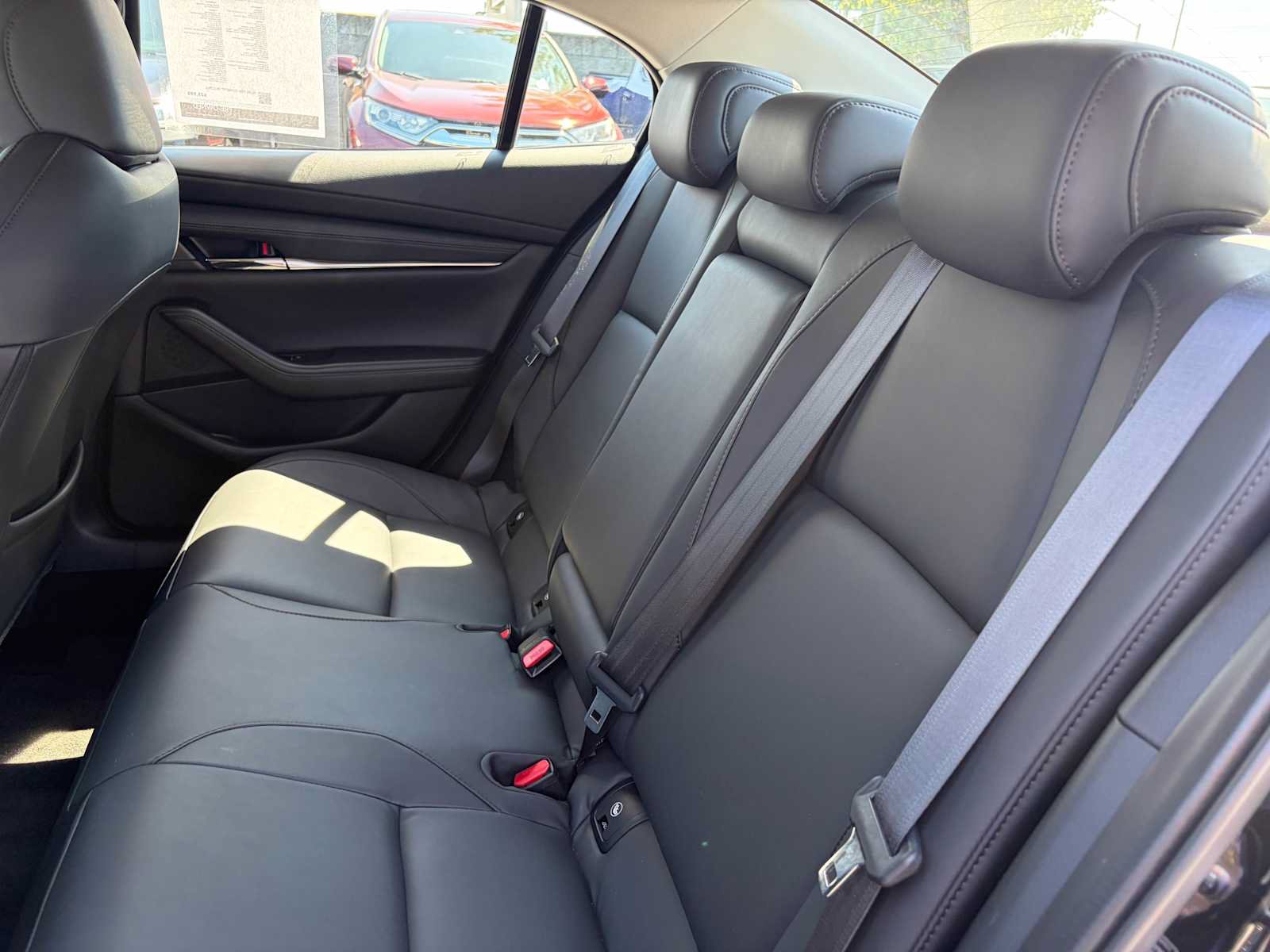 Used 2023 MAZDA MAZDA3 s FWD image 33
