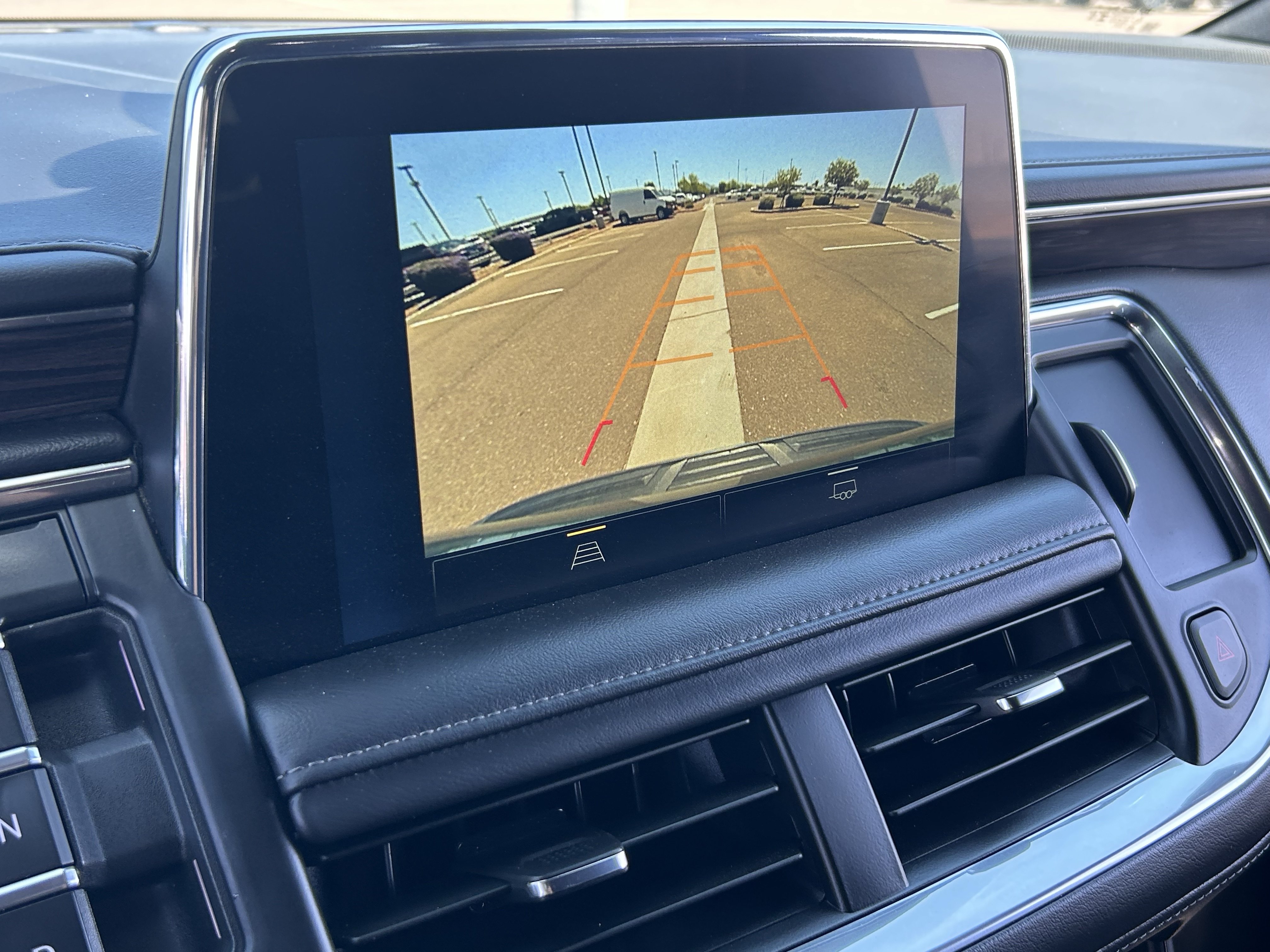 Used 2024 Chevrolet Tahoe LT AWD/4WD image 31