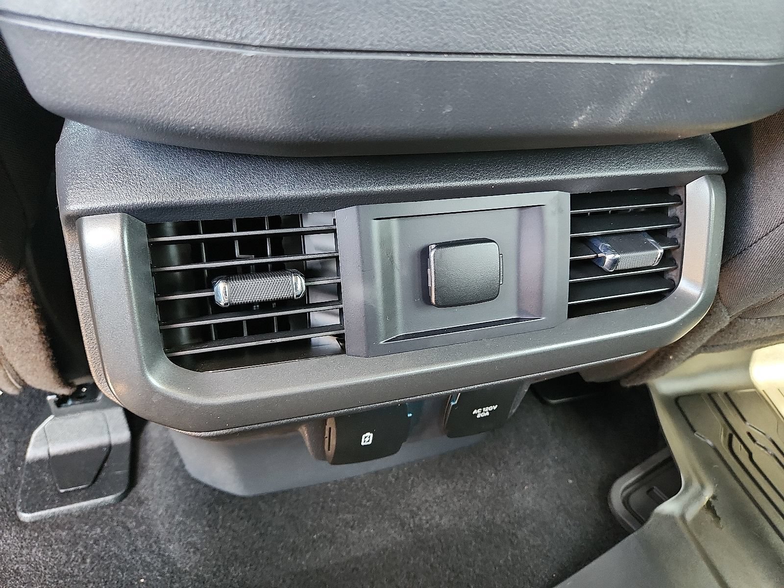 Used 2024 Ford F150 XLT w/ Equipment Group 302A MID AWD/4WD image 9