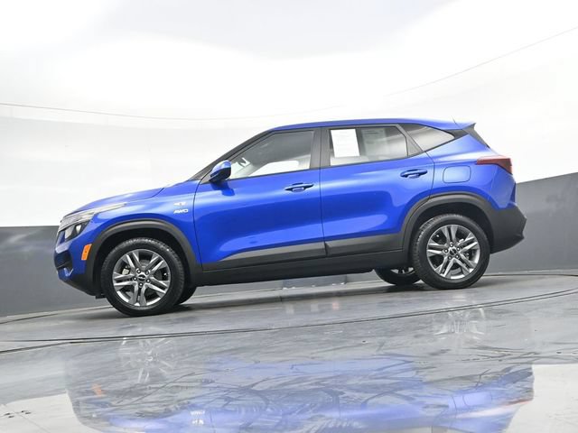Used 2023 Kia Seltos LX AWD/4WD image 37