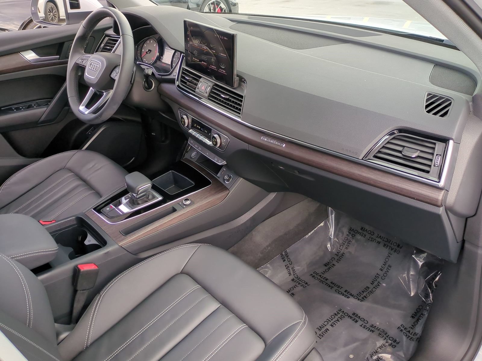Used 2023 Audi Q5 2.0T Premium w/ Convenience Package AWD/4WD image 22
