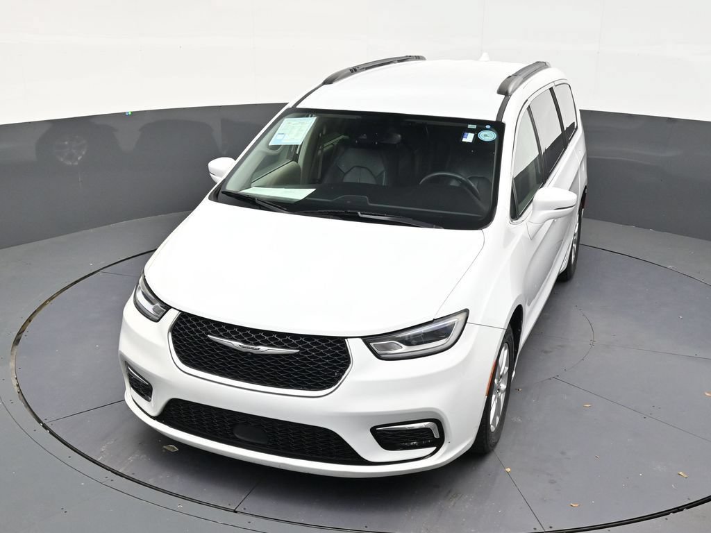 Used 2022 Chrysler Pacifica Touring-L FWD image 19
