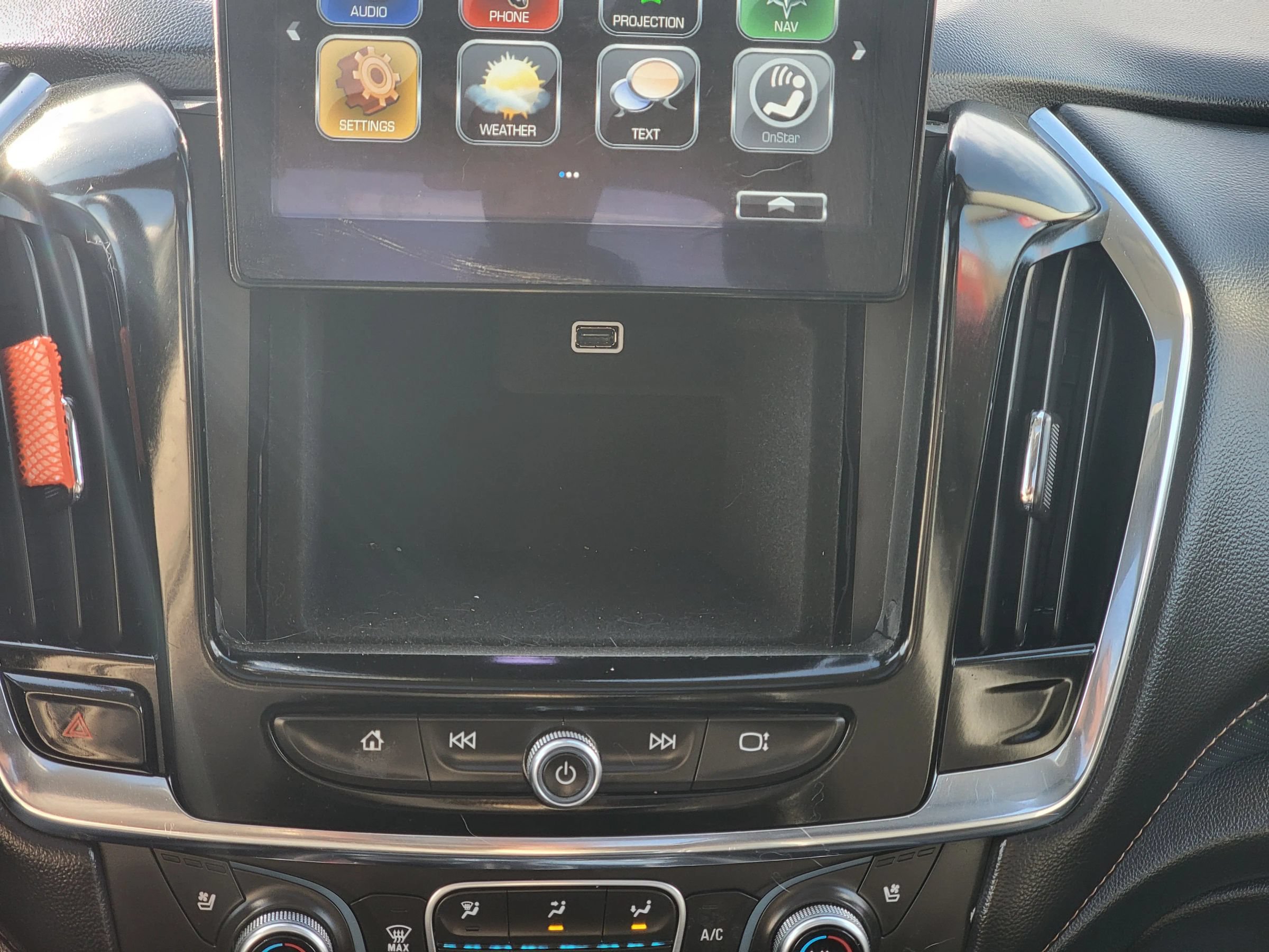 Used 2018 Chevrolet Traverse Premier AWD/4WD image 17