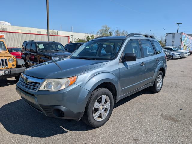 Used 2012 Subaru Forester 2.5X w/ Alloy Wheel Pkg AWD/4WD image 3
