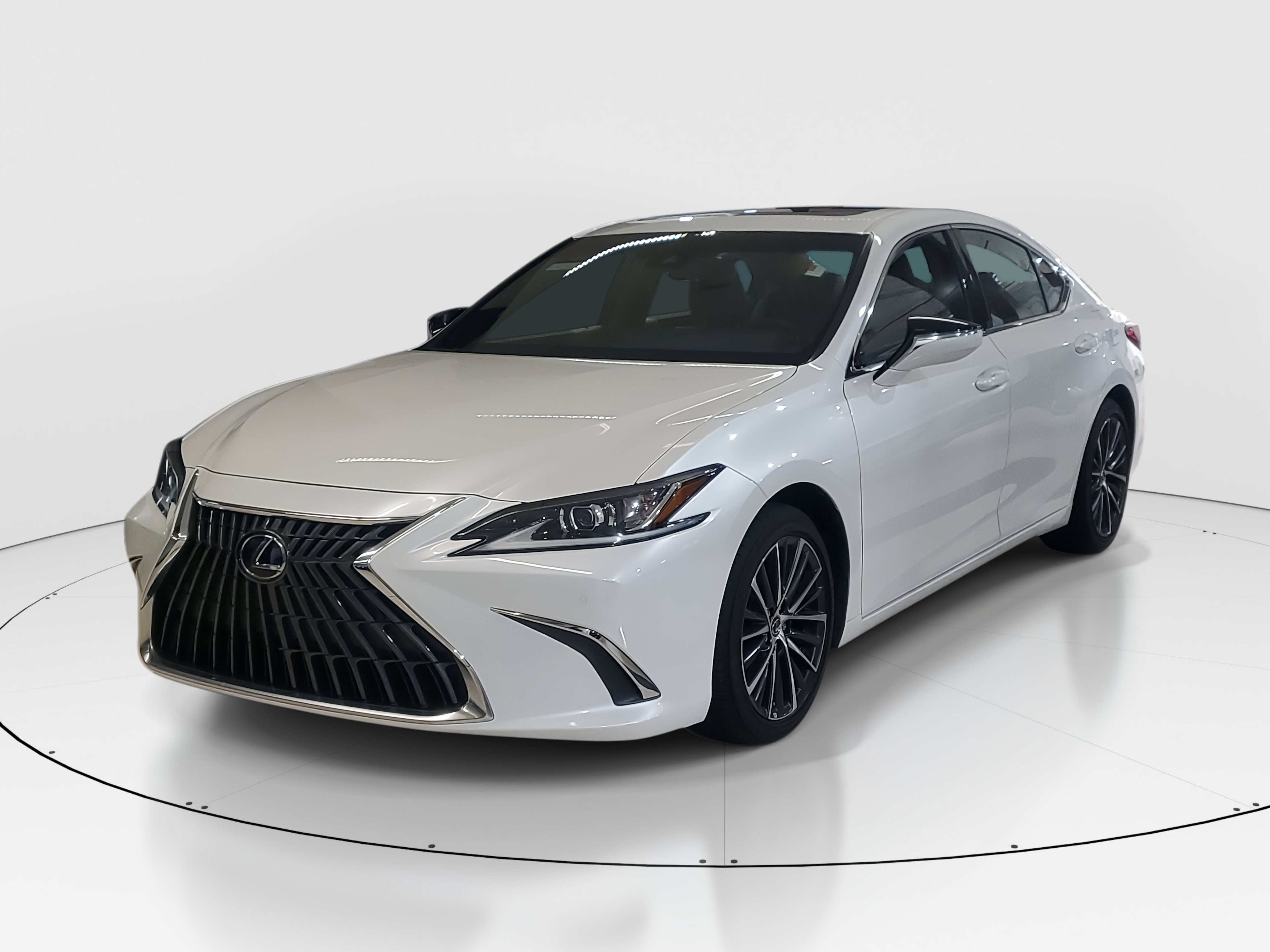 Used 2022 Lexus ES 350 w/ Premium Package image 3