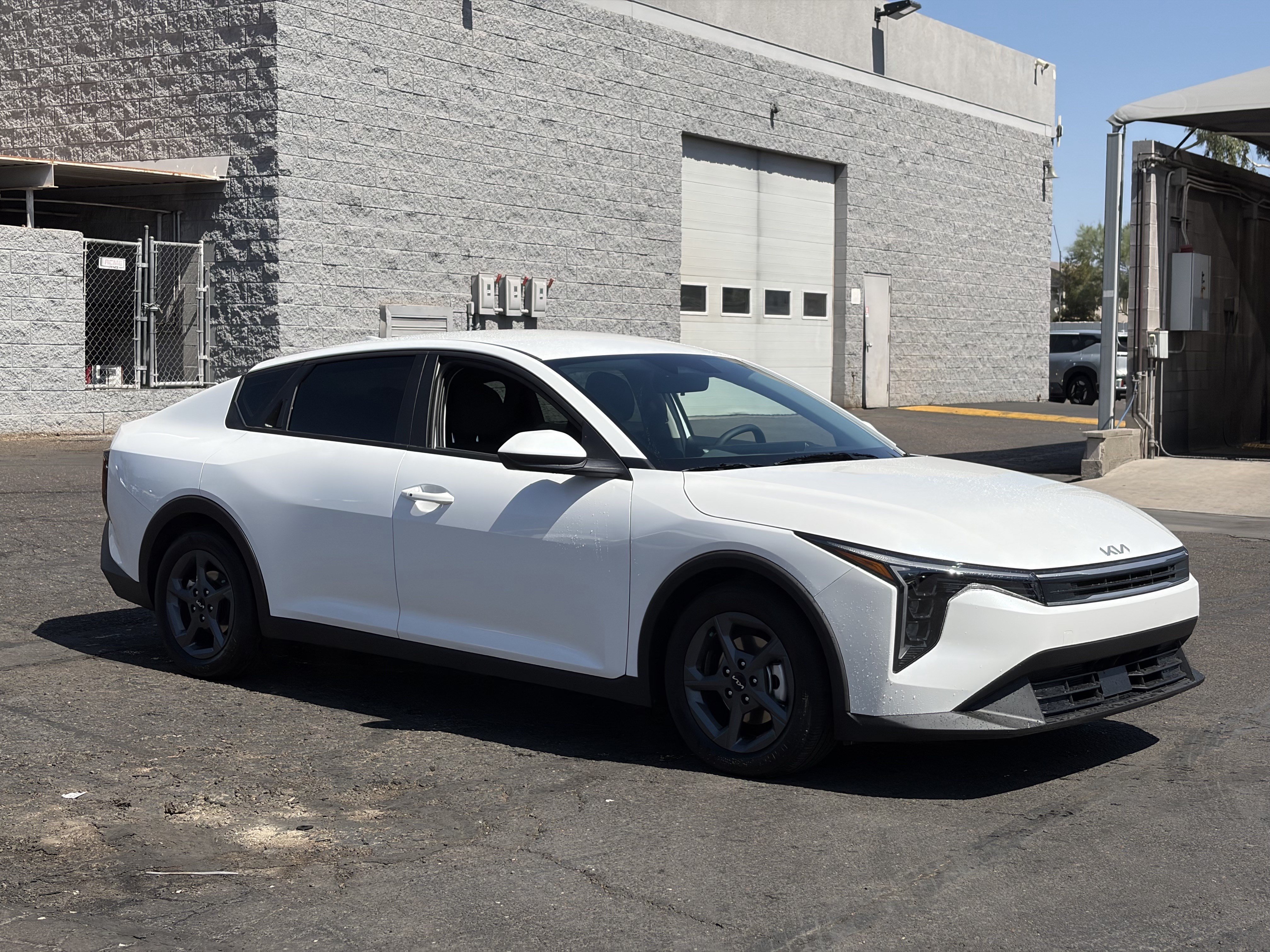 New 2026 Kia K4 FWD image 32