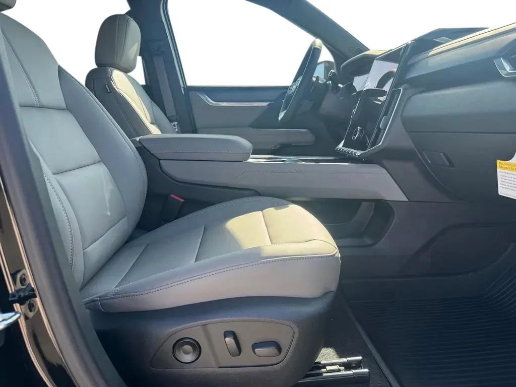 New 2027 GMC Acadia Elevation w/ Elevation Premium Package FWD image 13