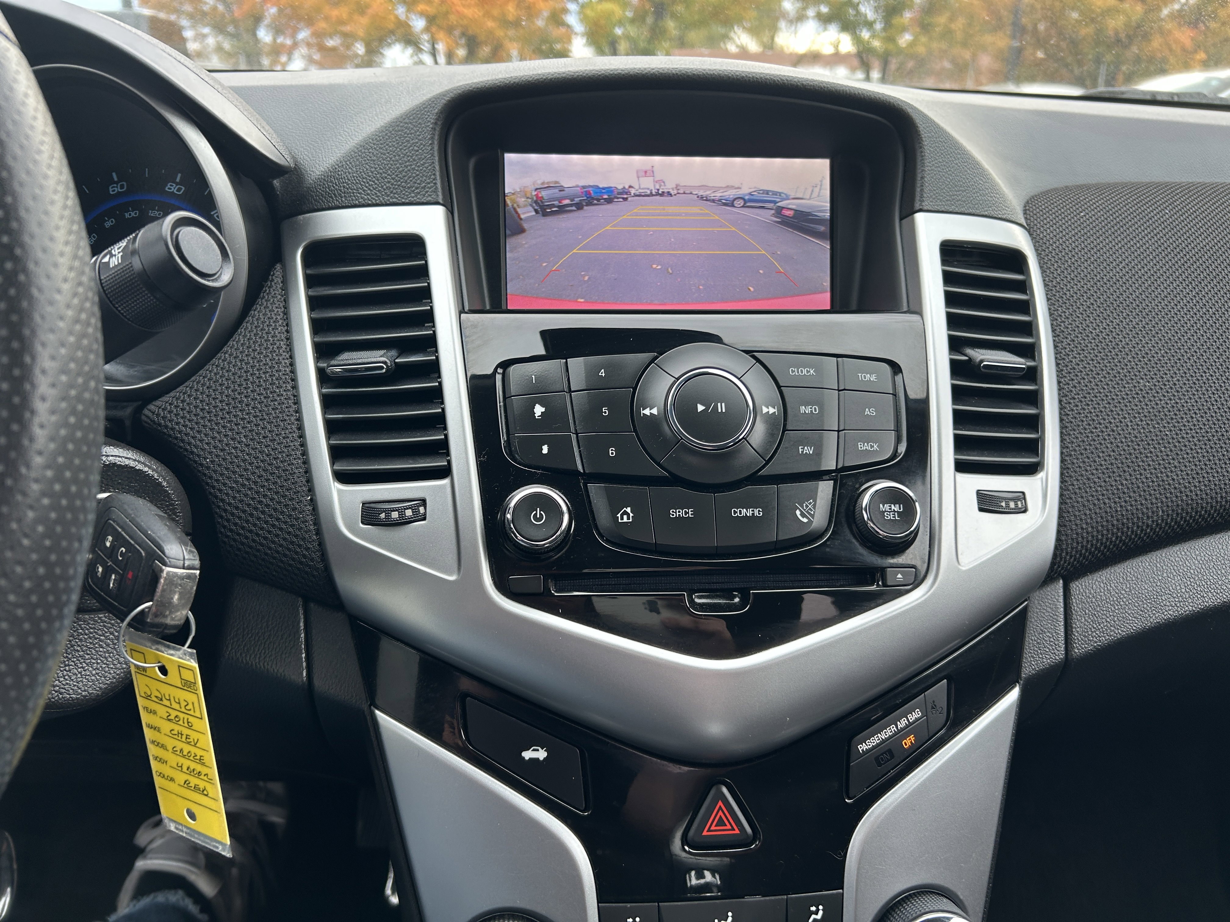 Used 2016 Chevrolet Cruze LT image 13