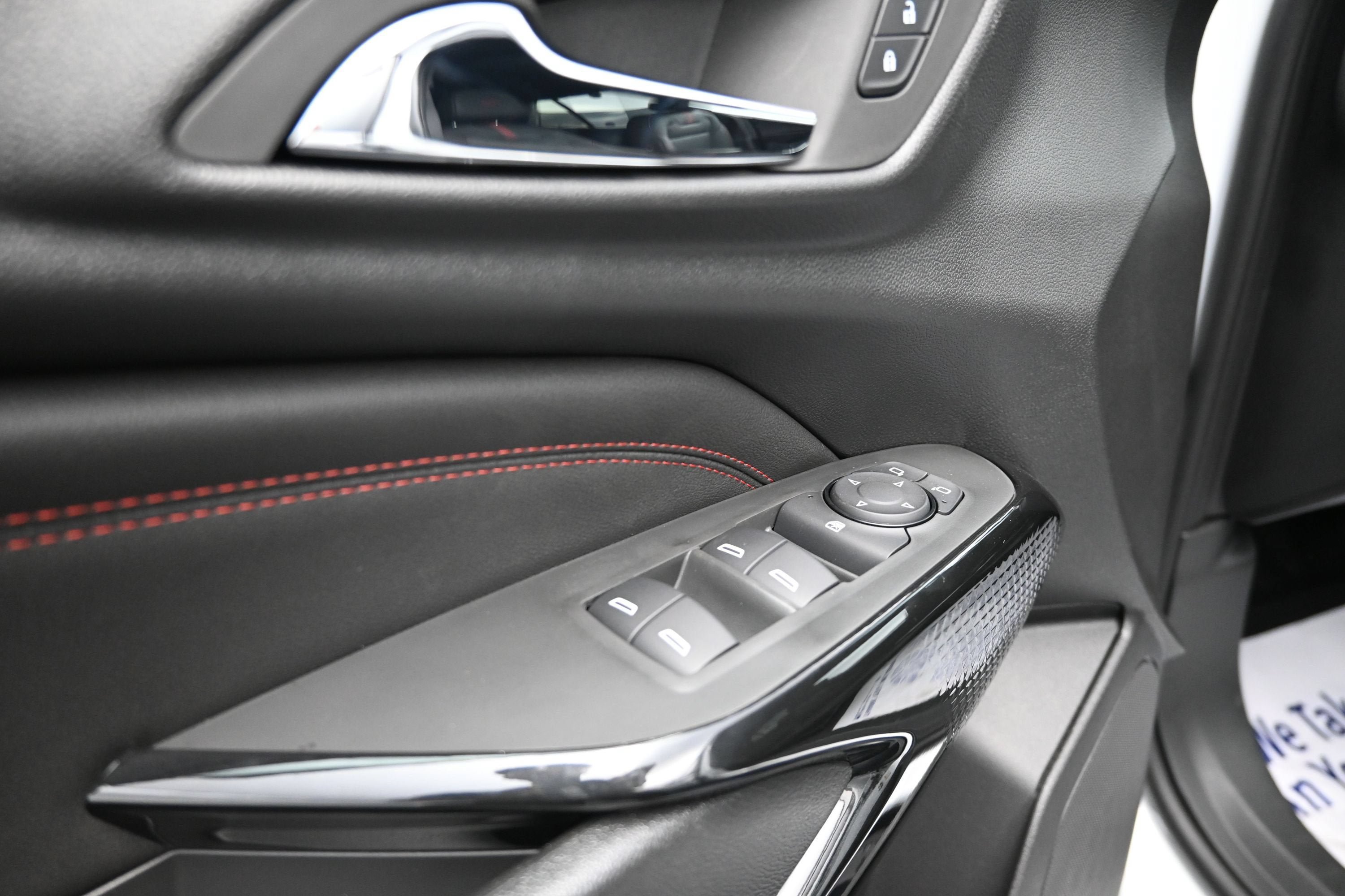 New 2026 Chevrolet Trax RS w/ Sunroof Package FWD image 25