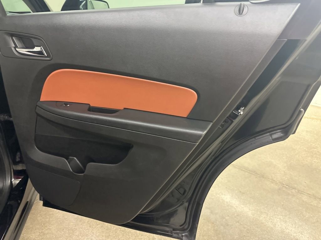 Used 2017 Chevrolet Equinox Premier w/ Enhanced Convenience Package image 22