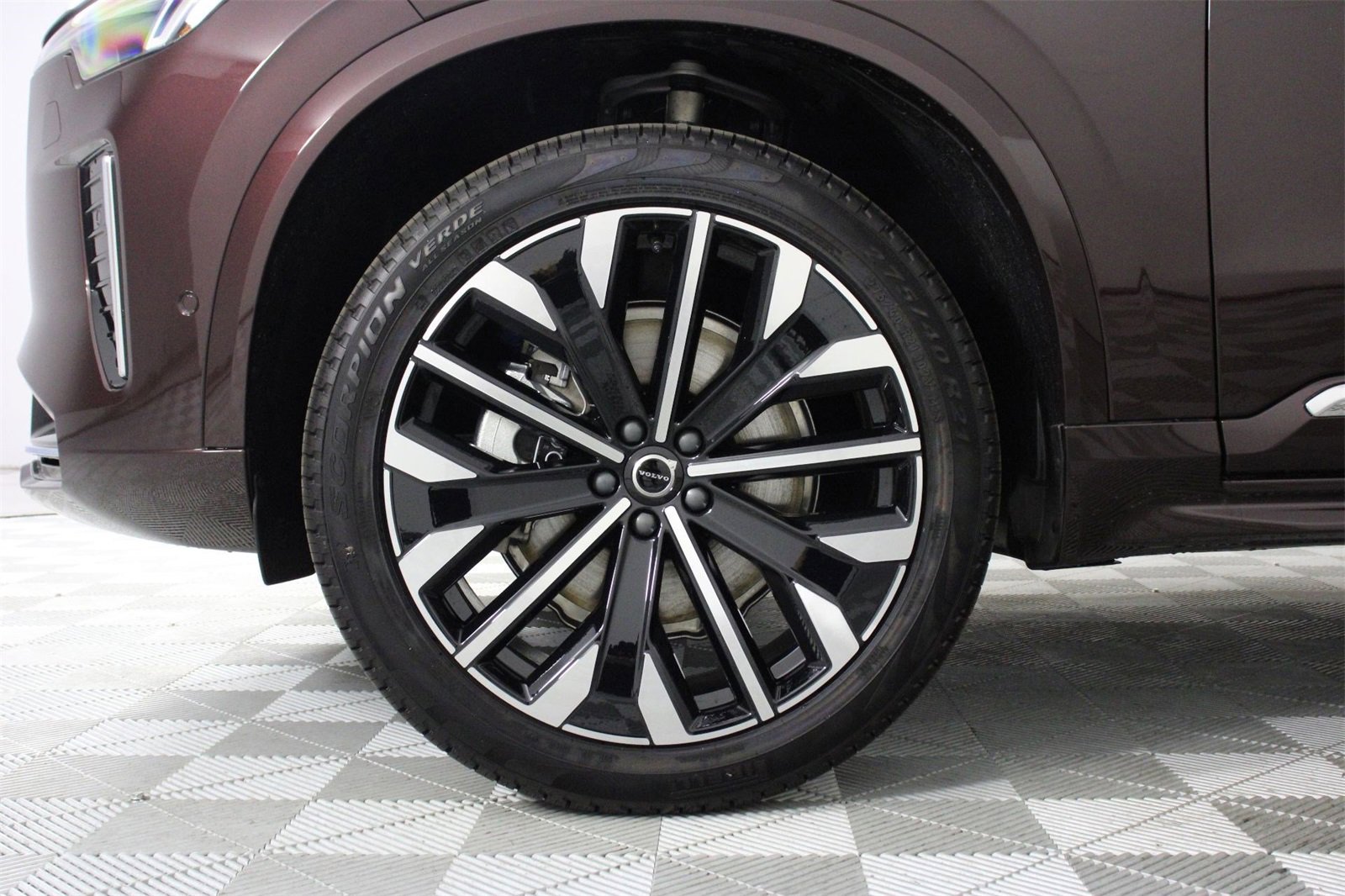 New 2026 Volvo XC90 B5 Plus image 13