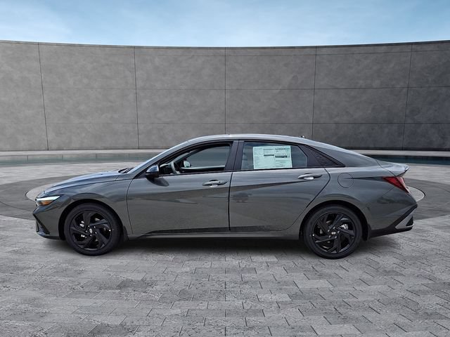 New 2026 Hyundai Elantra Sport FWD image 4