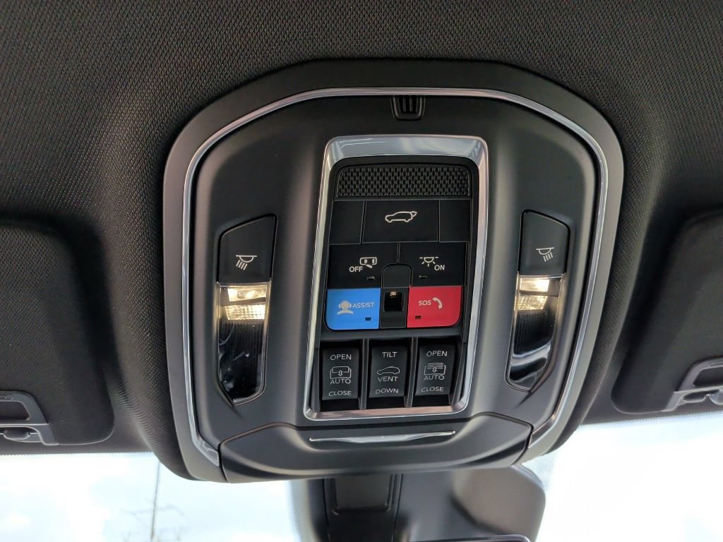 New 2026 Jeep Grand Cherokee Limited AWD/4WD image 23