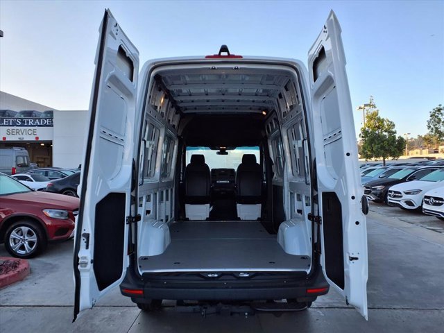 New 2025 Mercedes-Benz Sprinter 2500 image 22